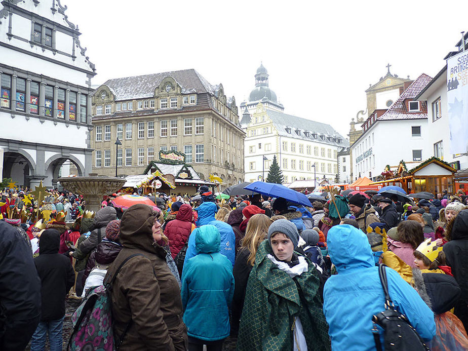 Bundesweite Eröffnung der Sternsingeraktion in Paderborn (Foto: Karl-Franz Thiede)